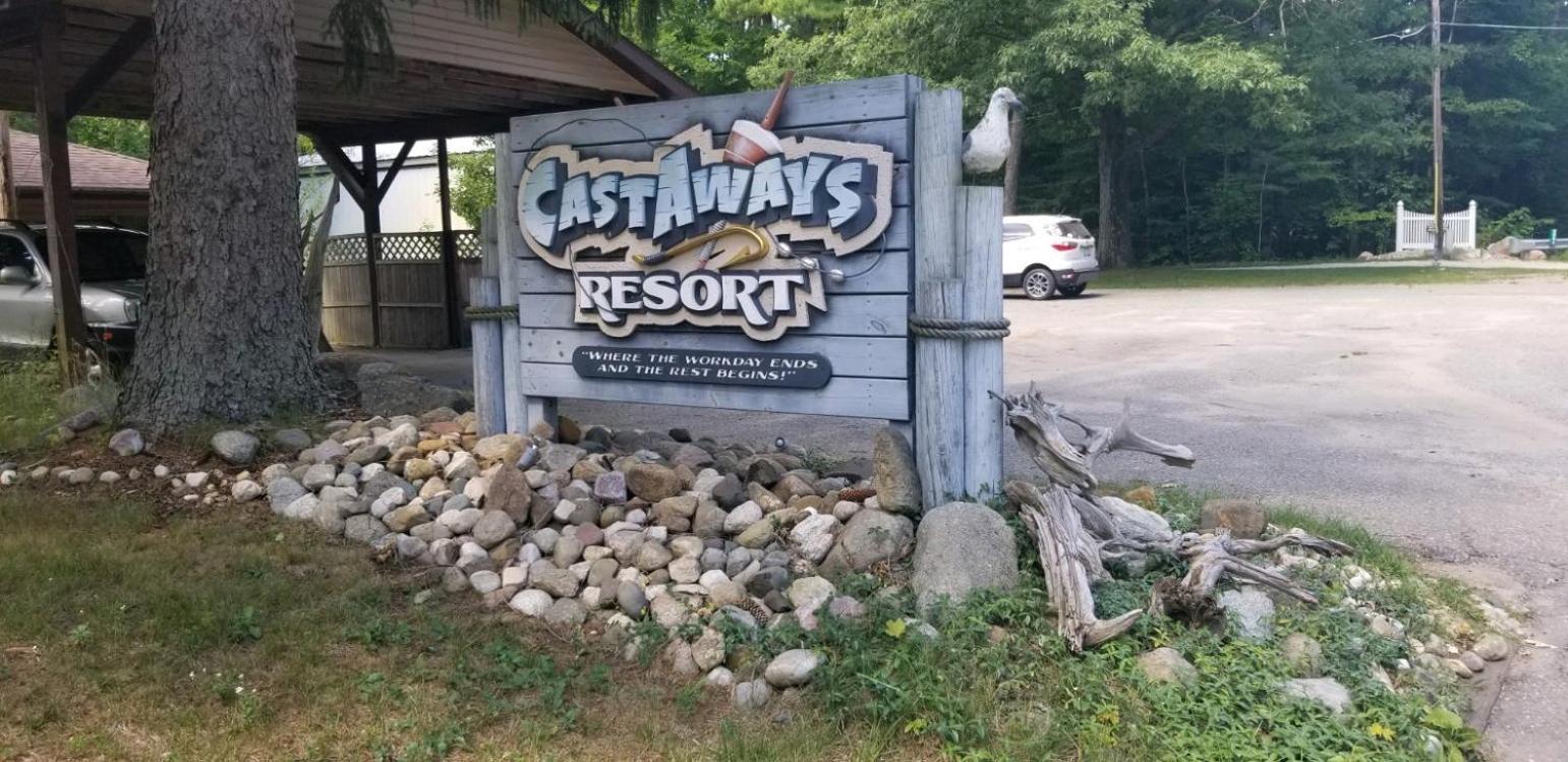 Castaways On Croton Pond #1 Apartment Newaygo